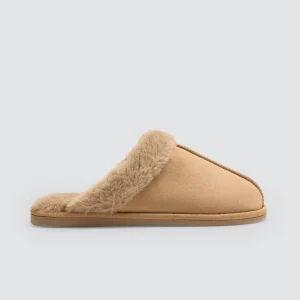 Sneakers basiche con pelliccia marrone