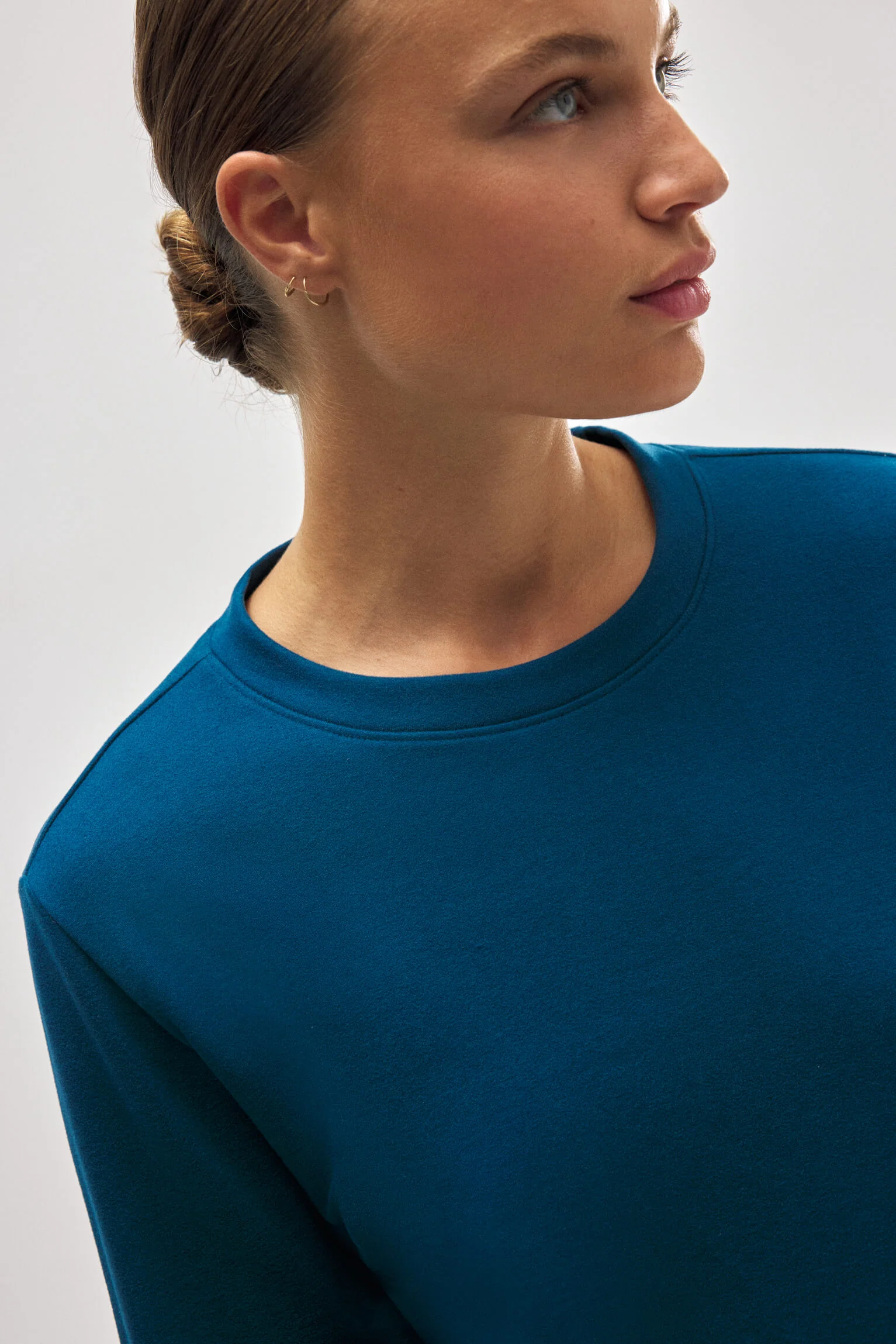 Maglietta termica in pile blu in stile sportivo - immagine 6